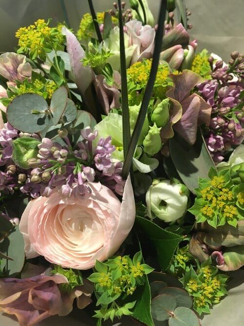 Blomster bundet af Fiol Blomster